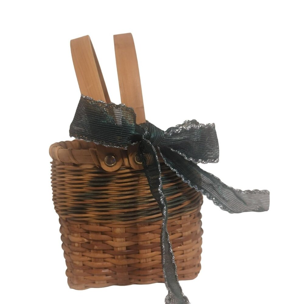 Bath & Body Works Handmade & Heartfelt Wicker Basket Green Brown - Picture 5 of 7